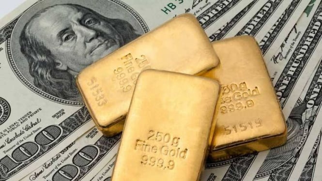 Gold is getting cheaper due to the growth of the US stock market
