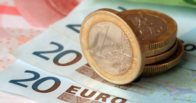 European currency increases in price moderately