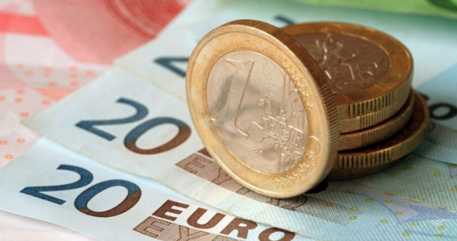 European currency increases in price moderately