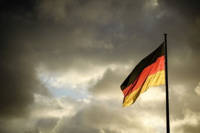 The Ifo business climate index in Germany fell to 102 in November