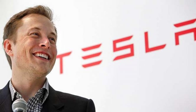 The director of Tesla will leave the company because of a loss of $ 1 billion