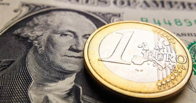 EUR / USD: Greenback's winning march continues
