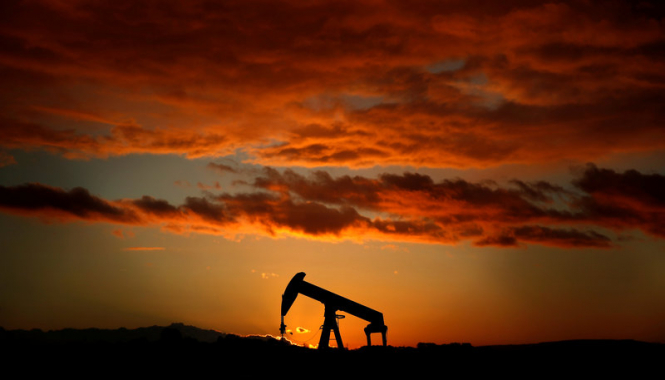 Oil is likely to continue falling despite OPEC and sanctions