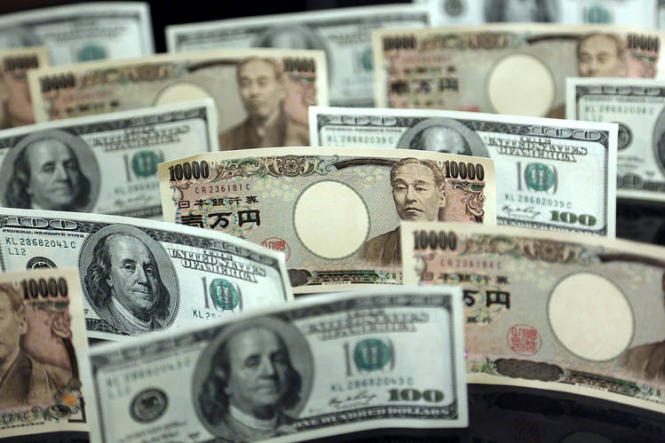 The Japanese currency depreciates against the background of positive on the markets